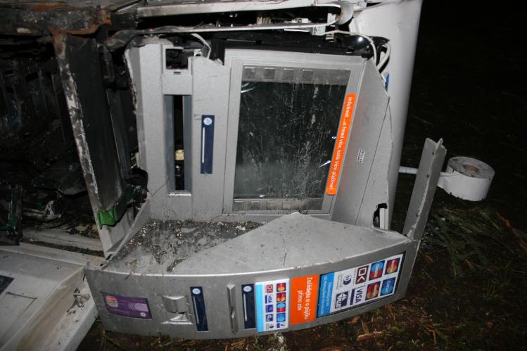 STP81663.jpg