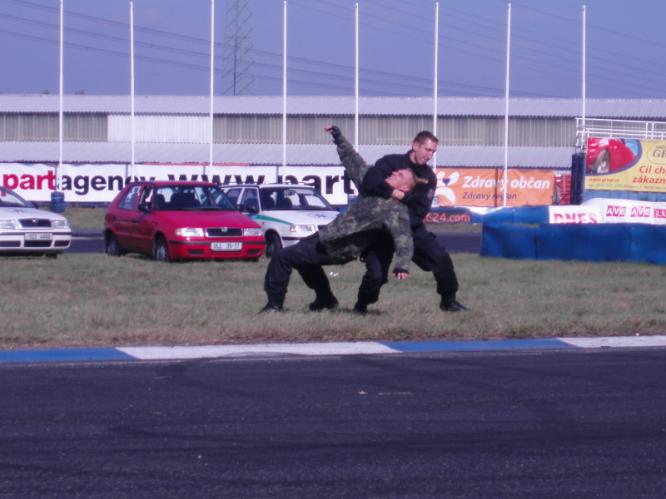 Policie na letních táborech.JPG