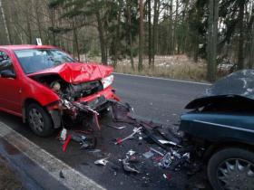 Krádež peněz z vozidla BMW v Kuklenách