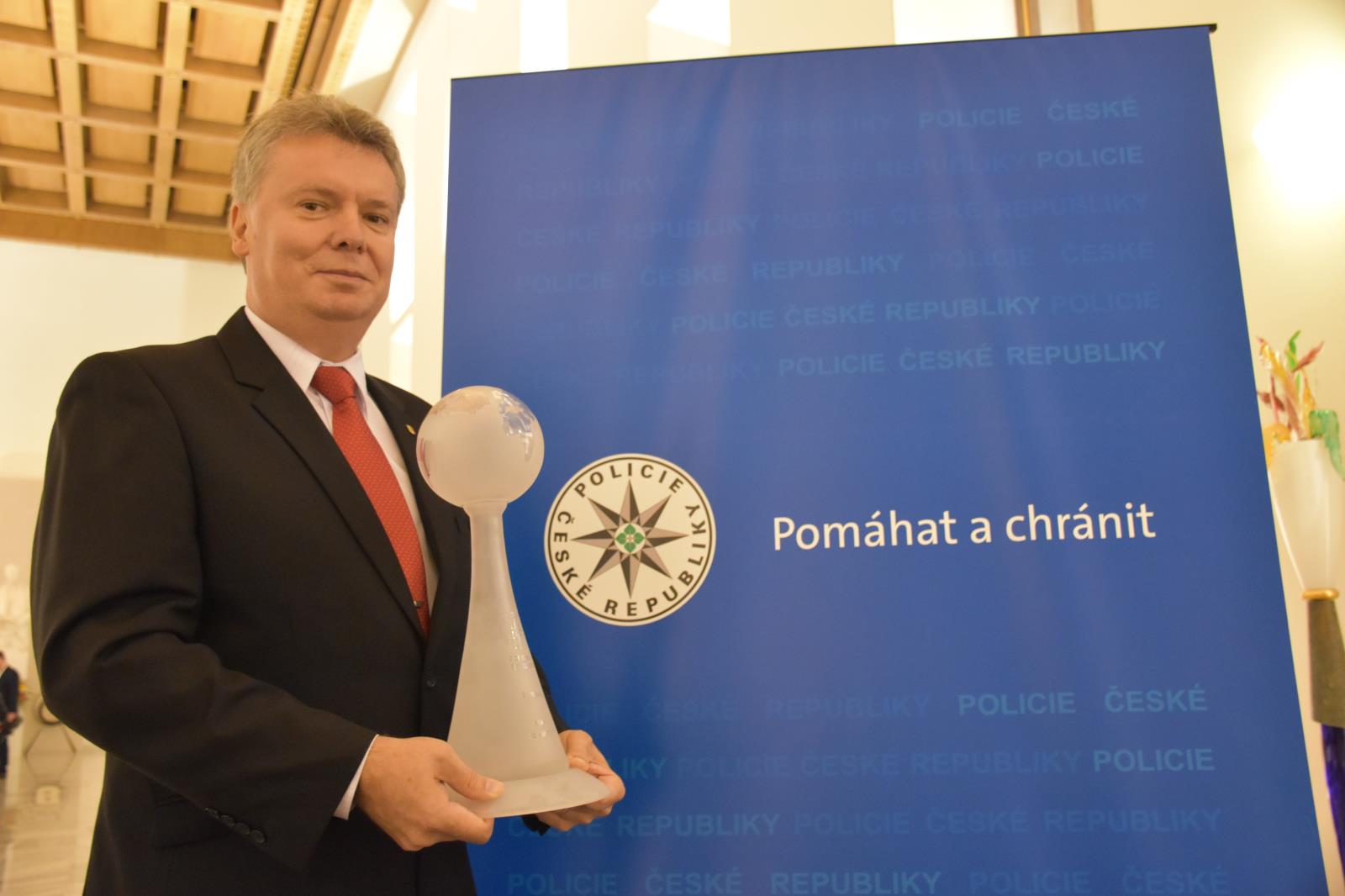 1 Jaromír Badin - Policista roku 2016 .JPG