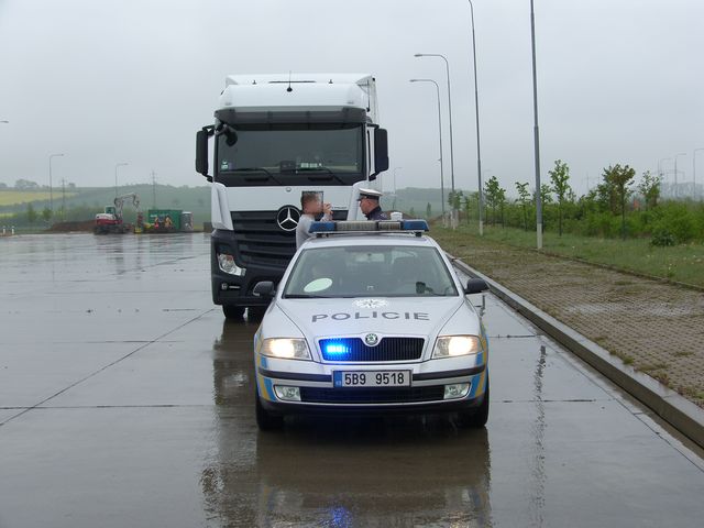 1 SH106971.JPG