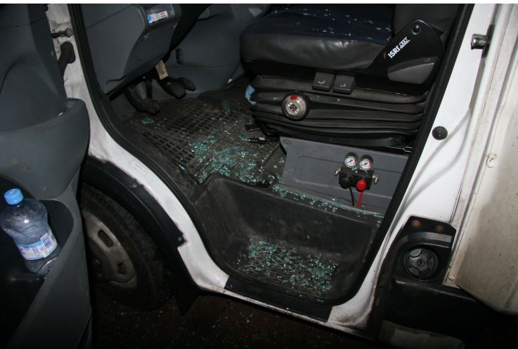 1 auto2.jpg