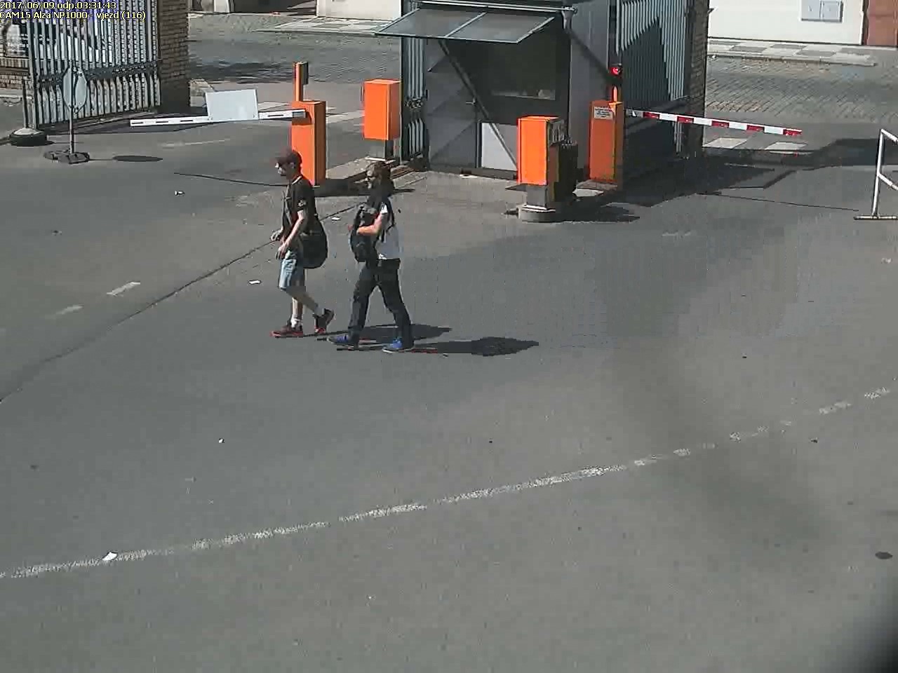 1 hledaní muži - příchod.jpg