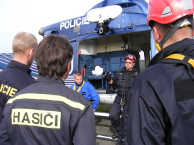1-instruktáž a školení bezpečnosti.jpg