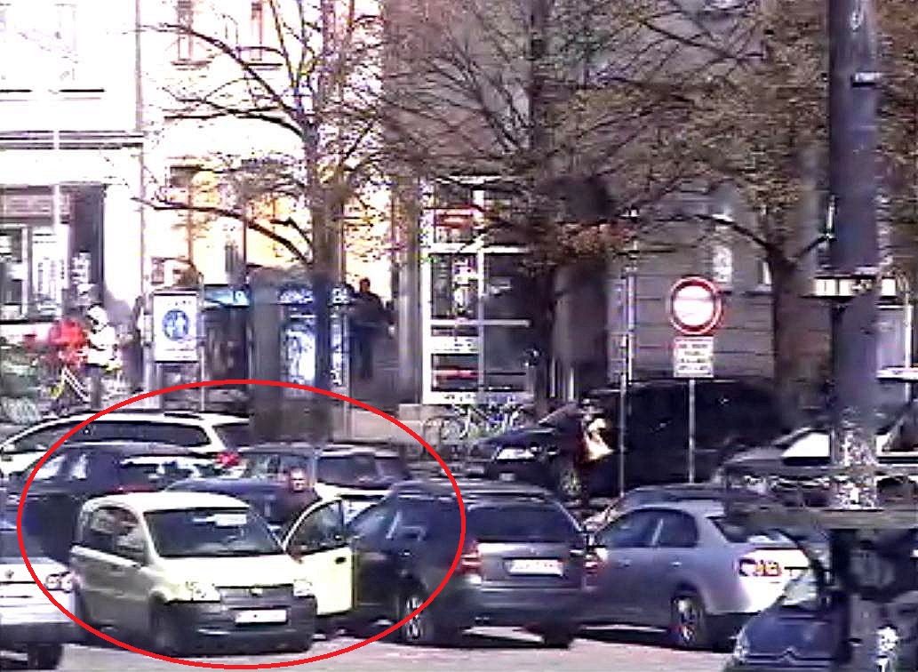1 loupez ve zlatnictvi Uherske Hradiste