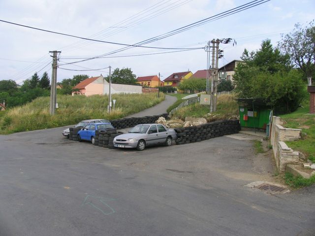 1 točna busu Javorovec