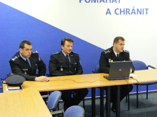 briefing pro novináře.jpg