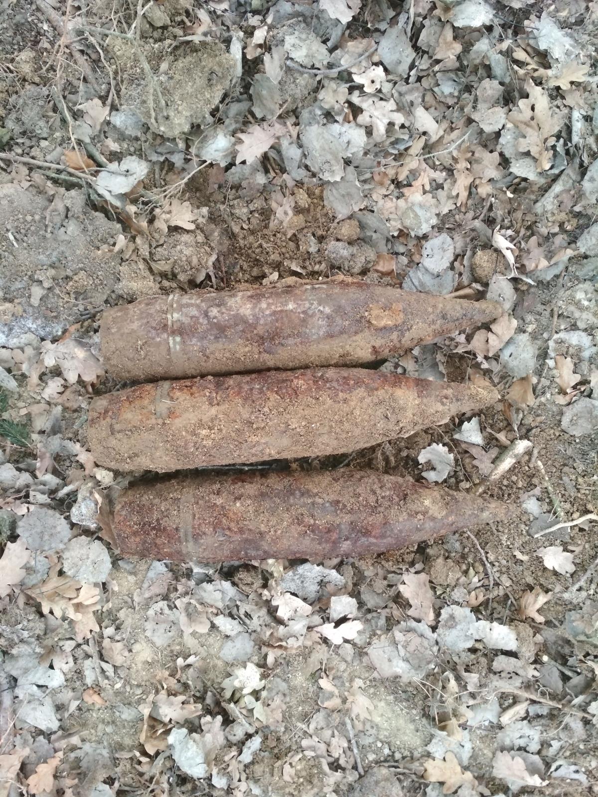 122 mm.jpg