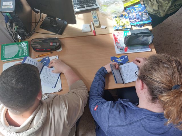 2 Beseda se studenty.jpg