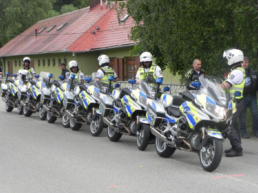 2 Mototým PČR.jpg