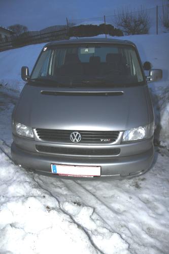 2 VW Caravelle.jpg
