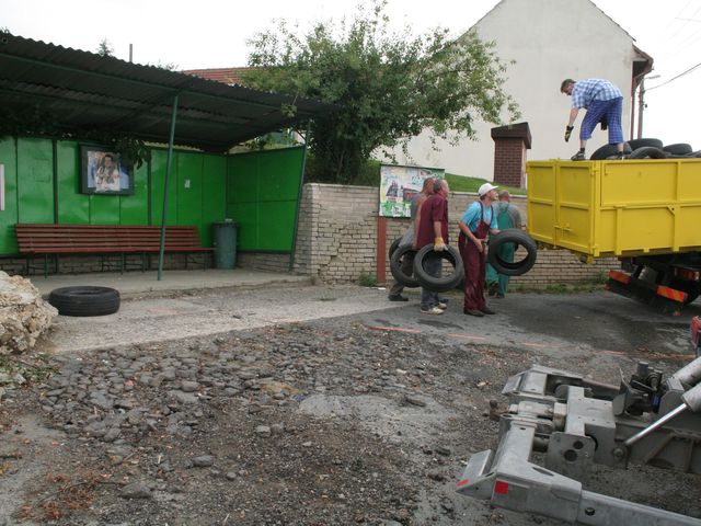 2 točna busu Javorovec