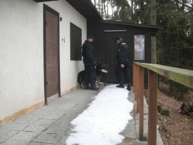 2. 3. 2010 Akce chaty - Na Černé.JPG