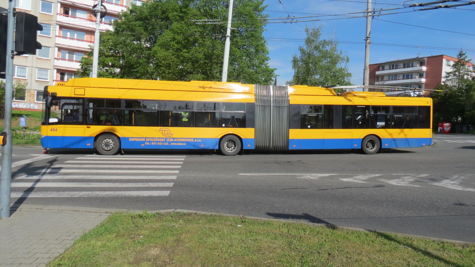 2.JPG