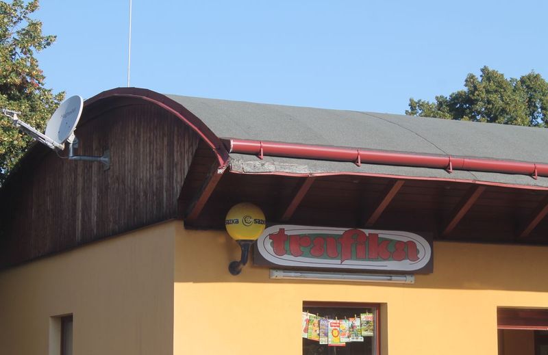 2.JPG