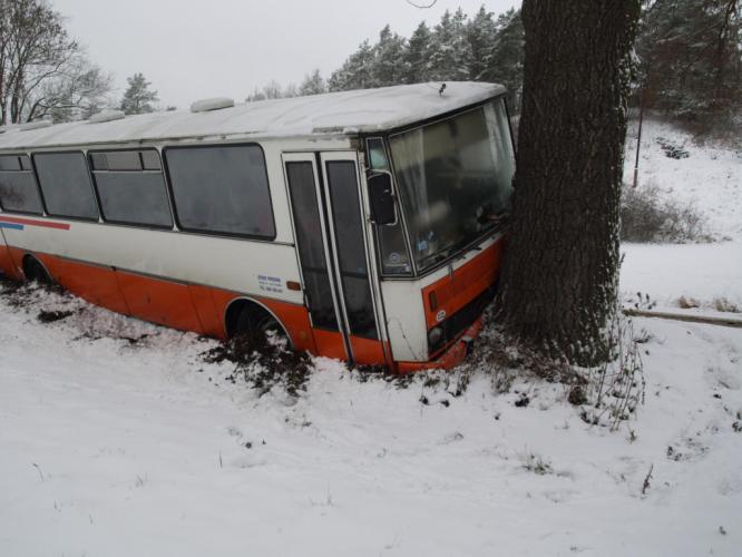 20101129 Autobus Lazanky.JPG
