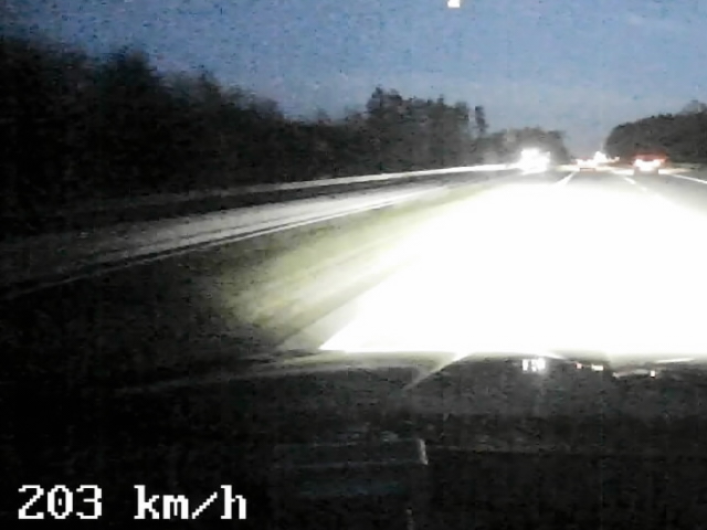 203 km - h.jpg