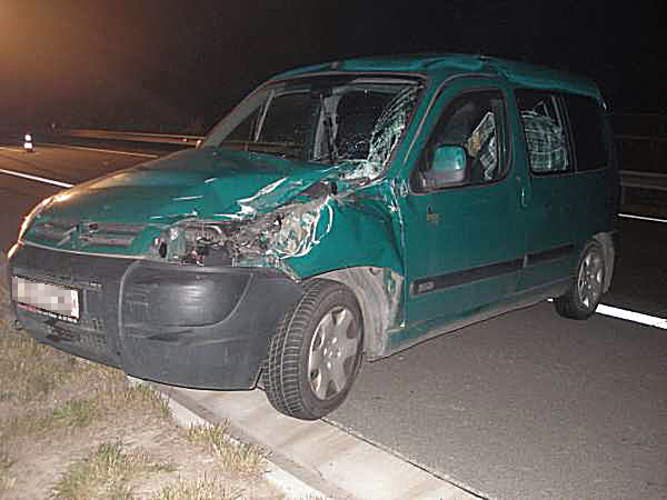 29.9.2008 nehoda na D11.jpg