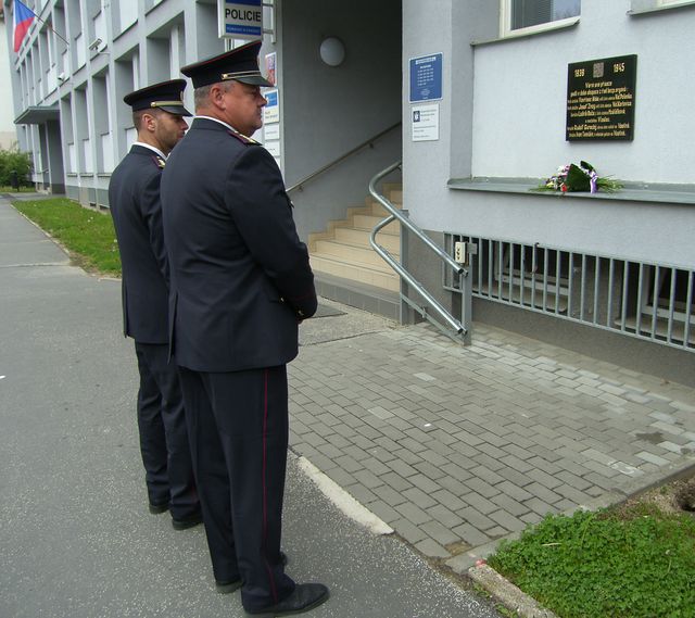 3 SH109157.JPG