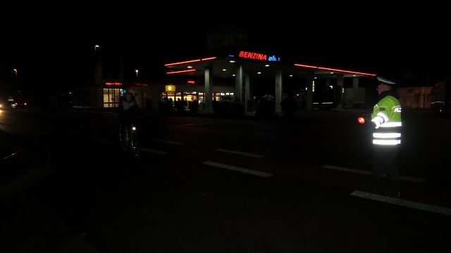 3 reflexní prvky2.JPG