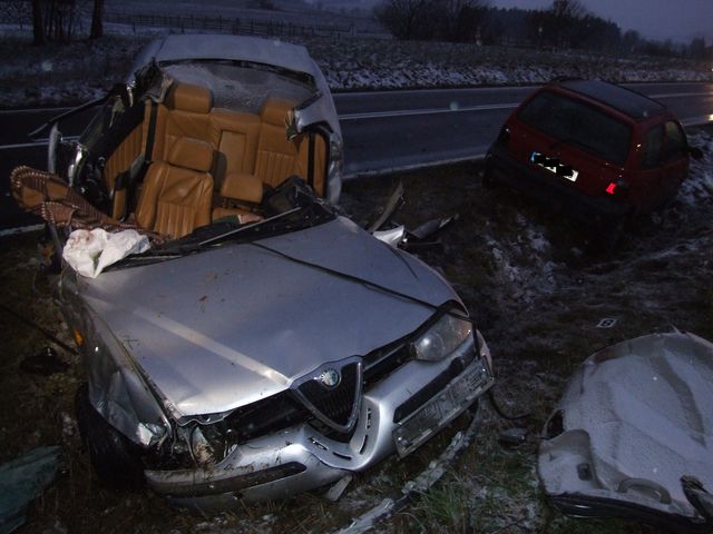 3.11.2009 - I/43, střet Alfa Romeo x Renault Twingo, 1x smrtelné zranění