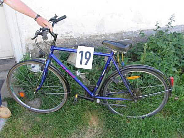 3.7.CR2.jpg