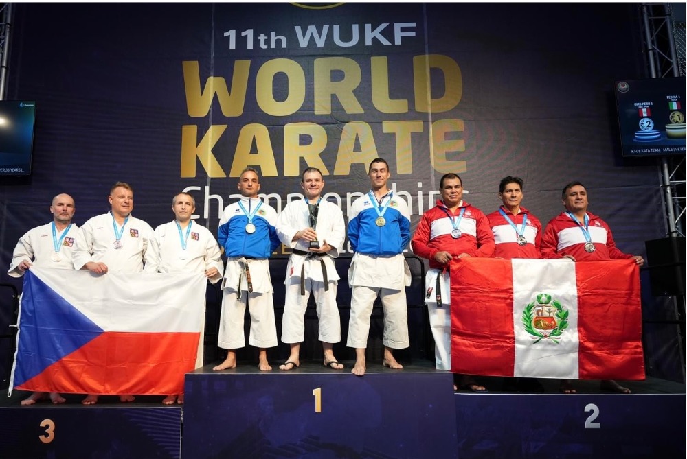 4 Foto Mistrovství světa karate.jpeg