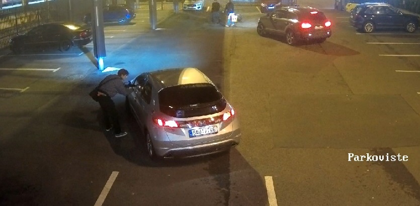 4 hledaný mladík.jpg