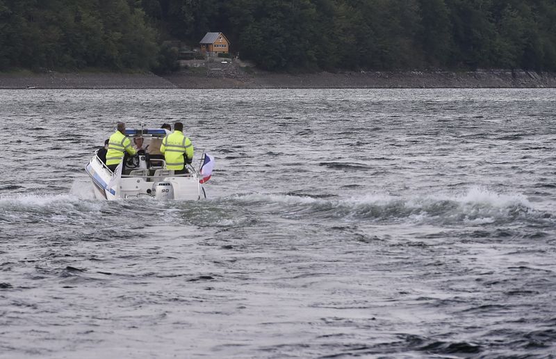 4 polic-vran4.jpg