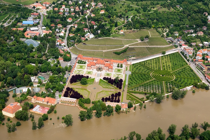 44 Povodně 2013