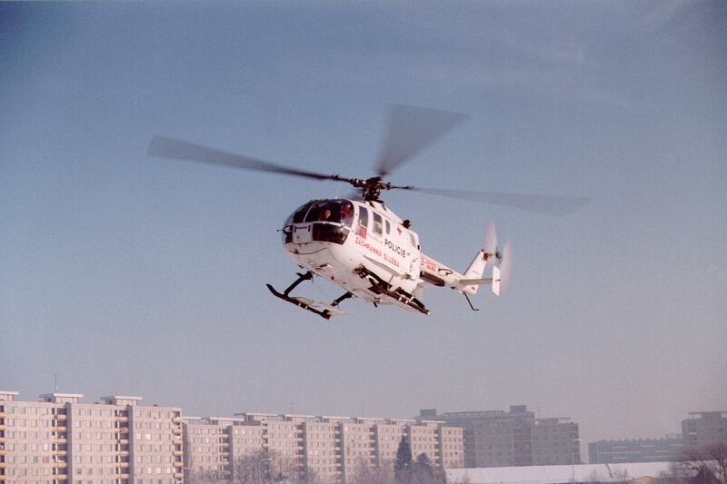 5 F01-05.JPG