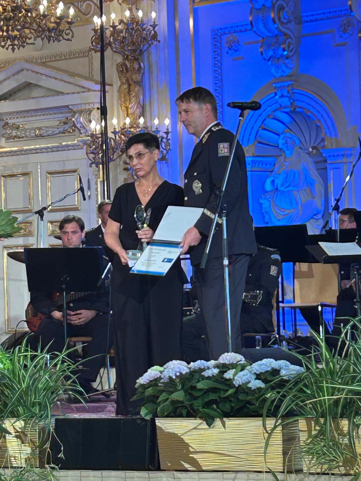 5 Por. Lenka Ollé - 1. místo v kategorii Specialista roku.jpg