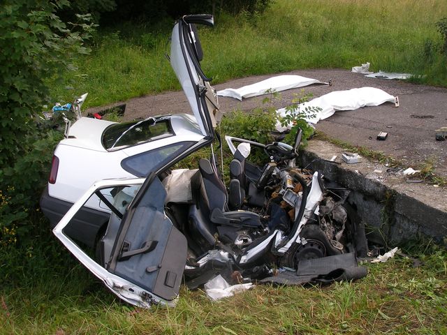 5.7.2009 - II/312, střet Fiat x mostek, 2x usmrcení