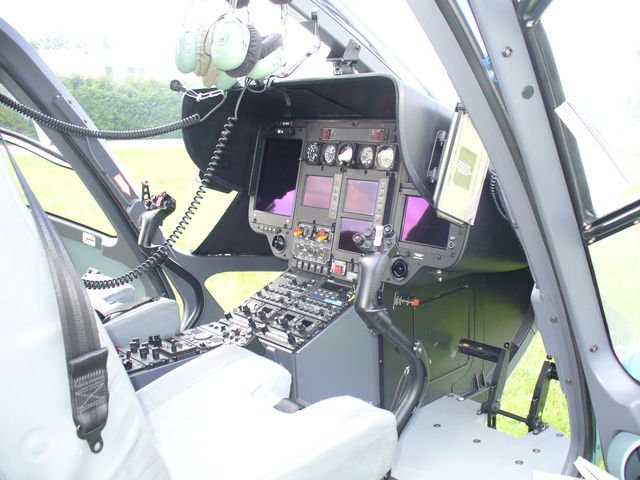 6.8.2009 - vybavení EC 135