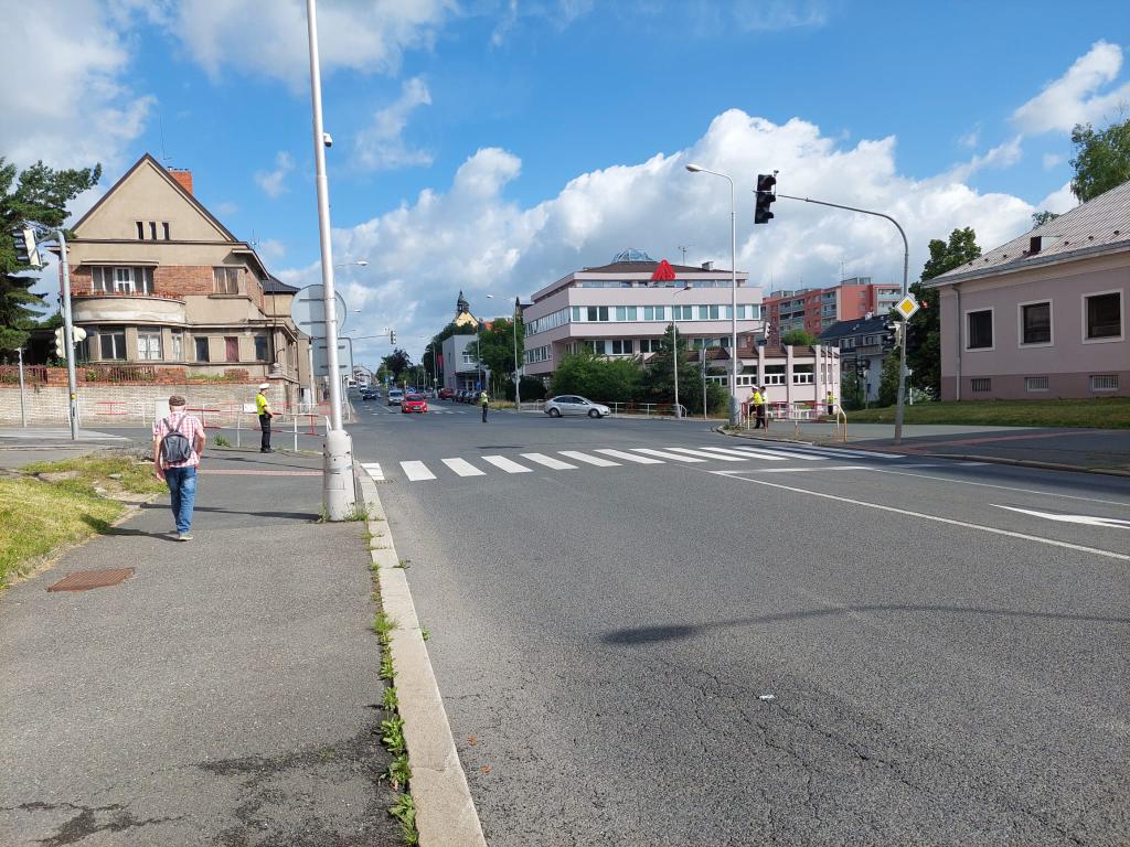 8 Řízení křižovatky policií
