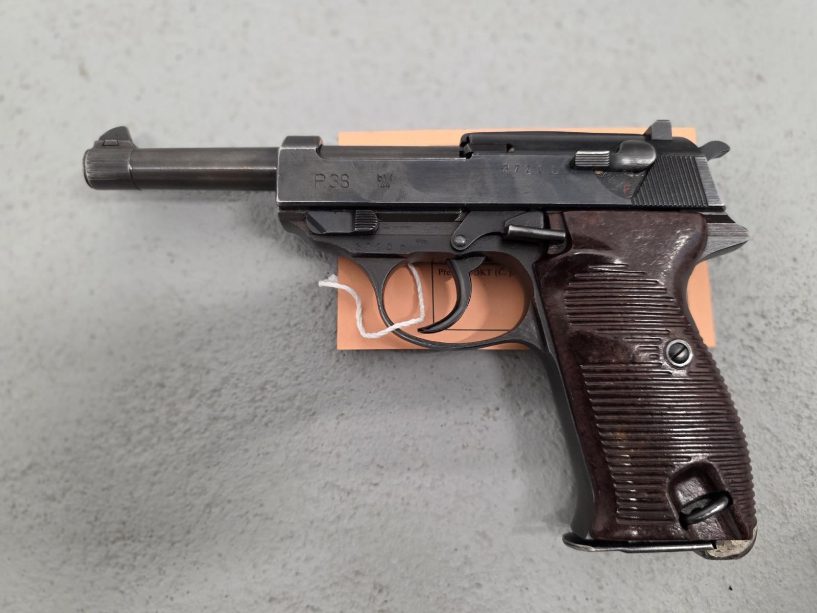 8 Walther P38.jpg