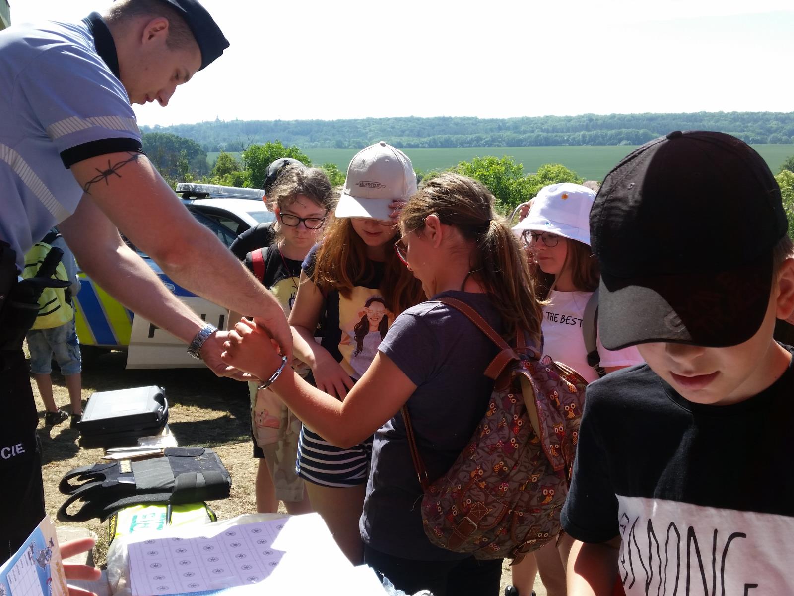 Agra Řisuty - policejní ukázky na farmě