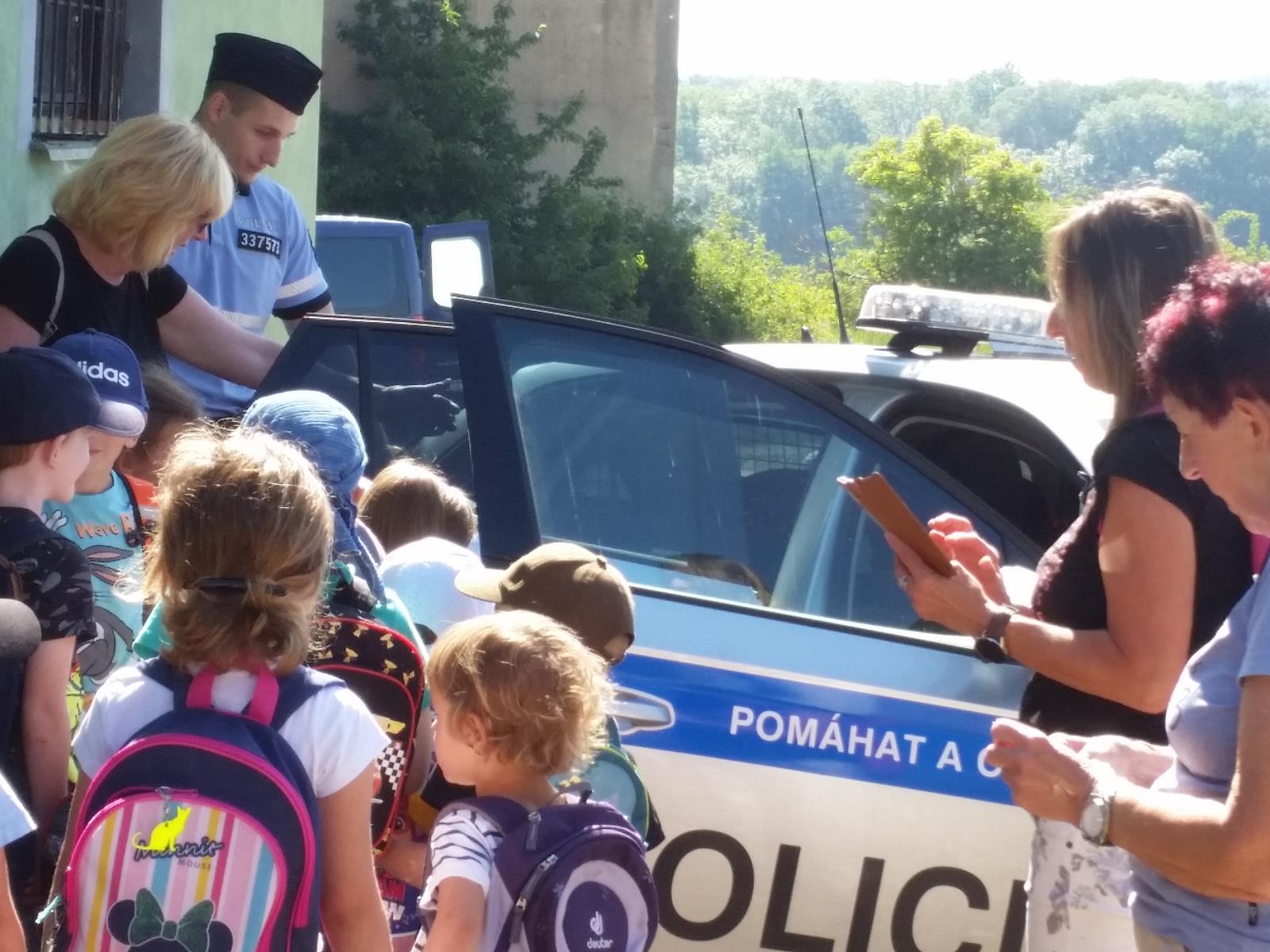 Agra Řisuty - policejní ukázky na farmě