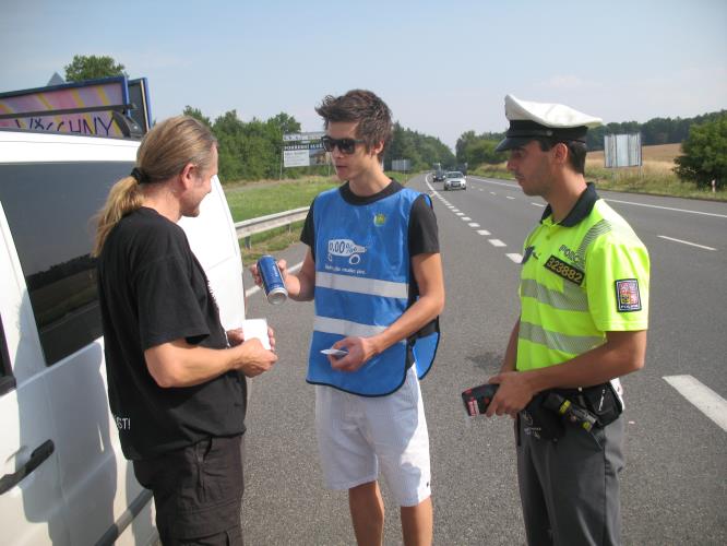 Akce "Řídím, piju nealko pivo"