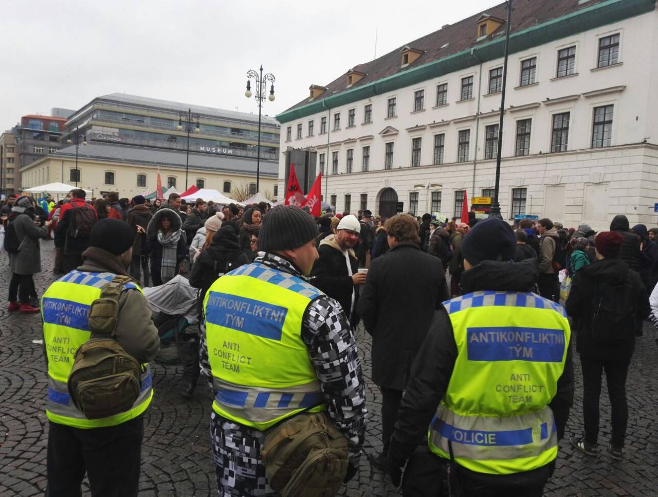 Antikonfliktní tým v akci1.jpg
