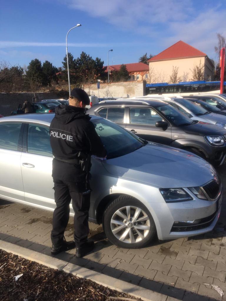 Auto není trezor