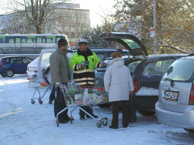 Auto není výkladní skříň