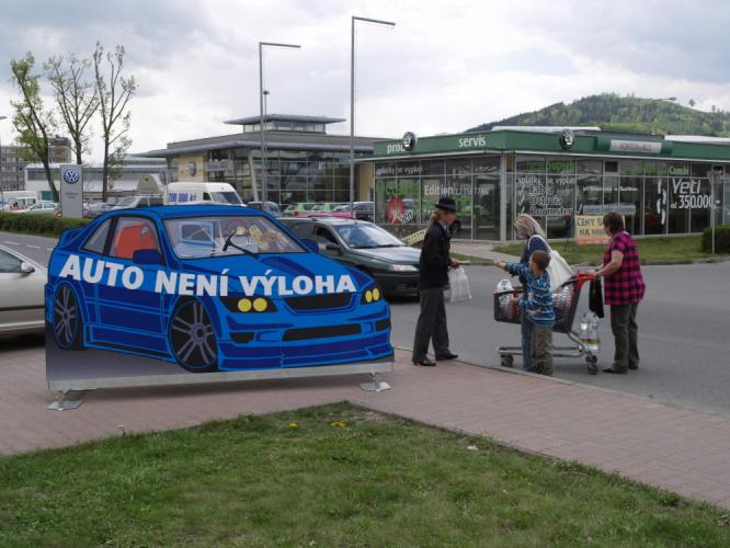 Auto není výloha