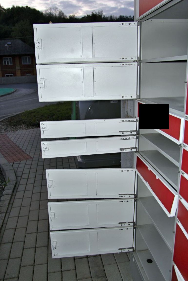 Box na ukládání zásilek.jpg