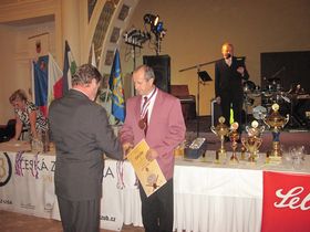 J. Rendl