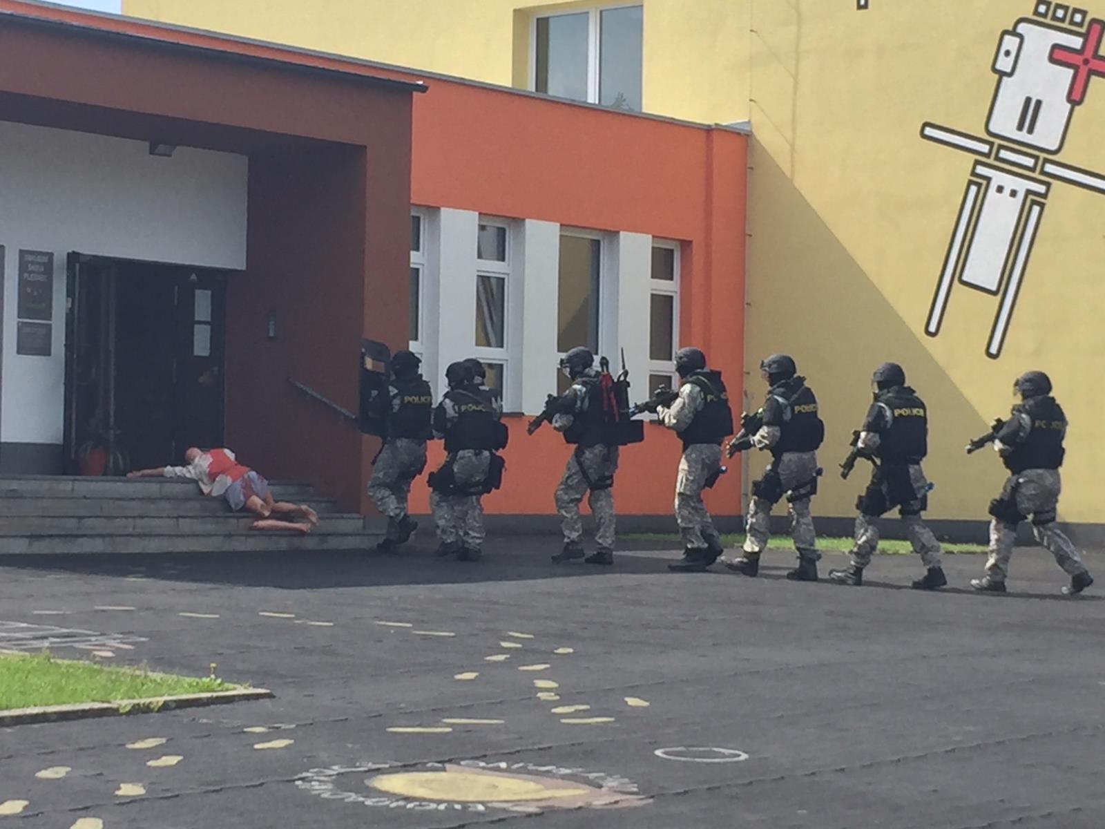 Cvičení III.JPG
