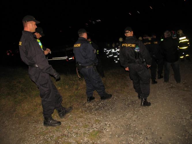 Cvičení IZS - pátrání 09.jpg