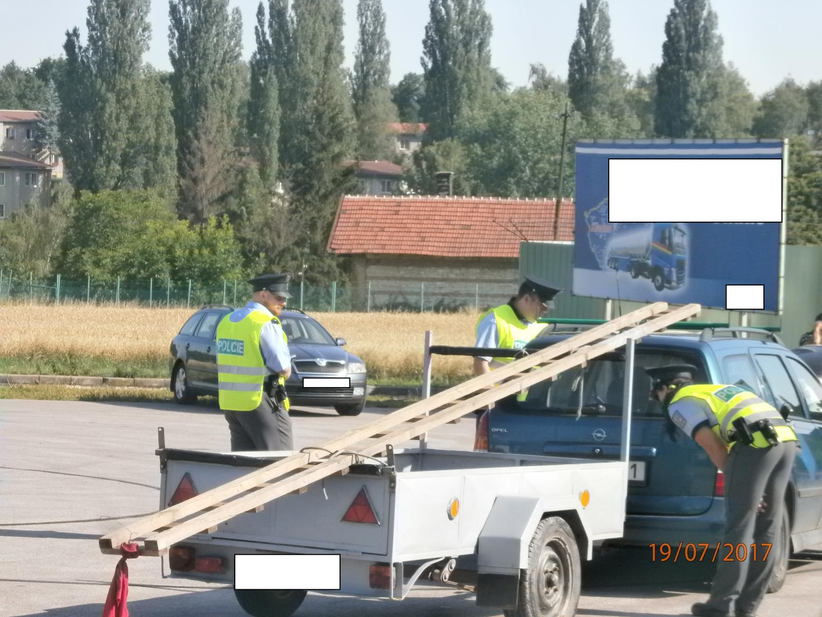 DBA se školáky