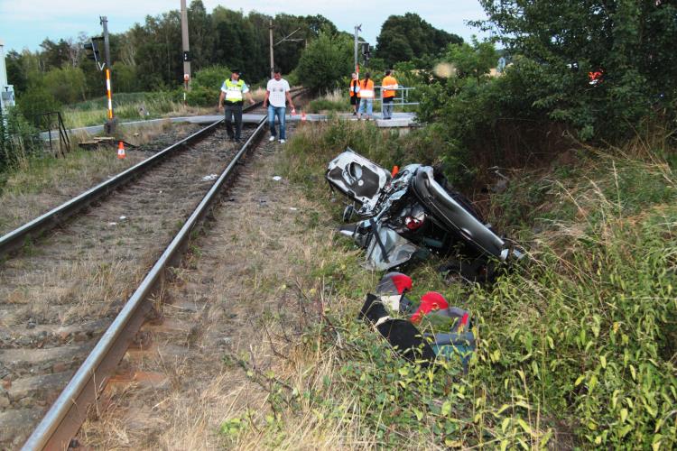 DN - přejezd Lhota u Kestřan - 15.7.2014