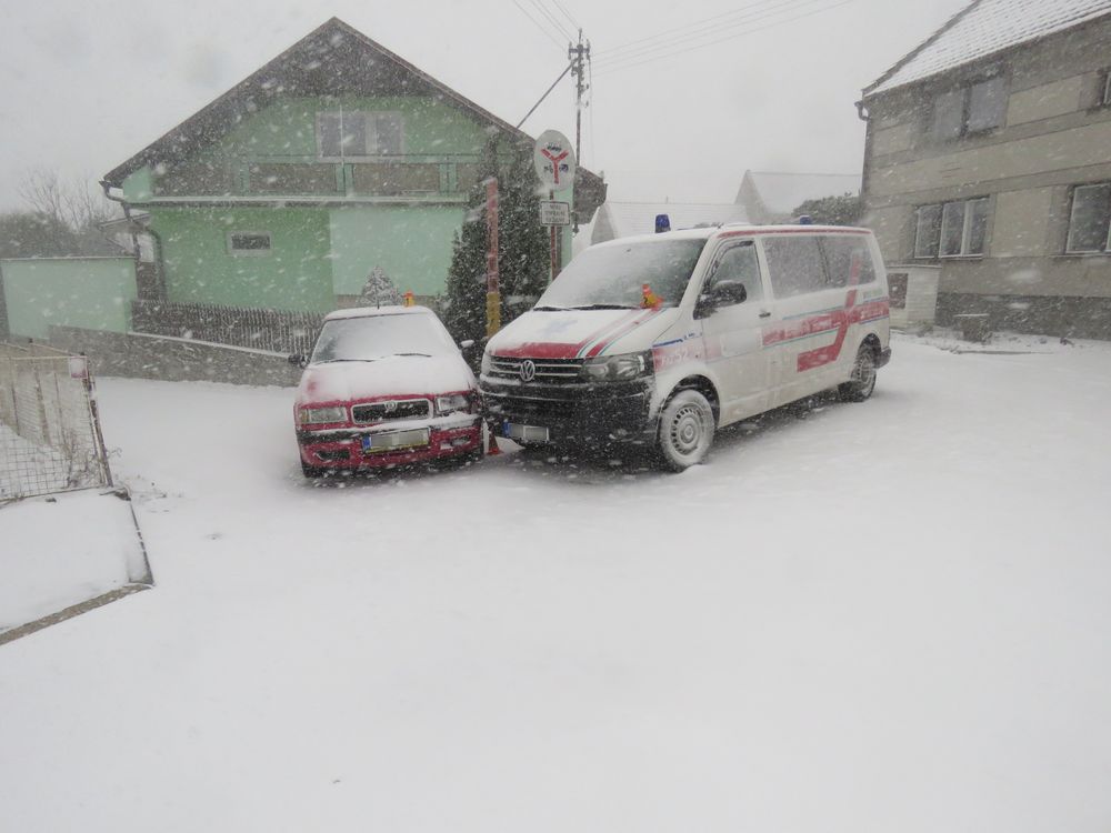 DN Sněhotice